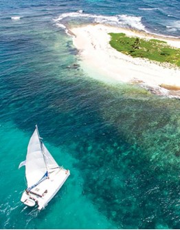 SOUTH Atlantic Coast - Sailing catamaran